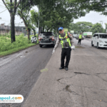 pati-juwana Foto : Polisi Polresta Pati melakukan olah tempat kejadian perkara (TKP) di Jalan Pati-Juwana Desa Purworejo Kecamatan Pati. (Dok. Satlantas Polresta Pati) Tertabrak