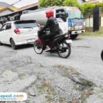 Foto : Jalan rusak sedang dilakukan penambalan di Jalan Pati-Kayen tepat Desa Blaru, belum lama ini. (Sumber. Mitrapost.com/ Ilham)