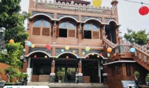 Foto : Masjid Djauharotul Imamah. (Sumber. Mitrapost.com/ Ilham)