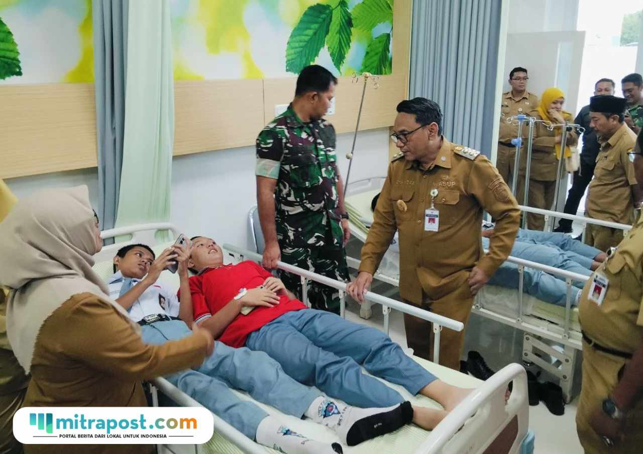 Foto : Dugaan keracunan menu MBG di SMK Negeri 4 Pati pada Senin (09/02/2026) lalu. (Sumber. Mitrapost.com/ Ilham)