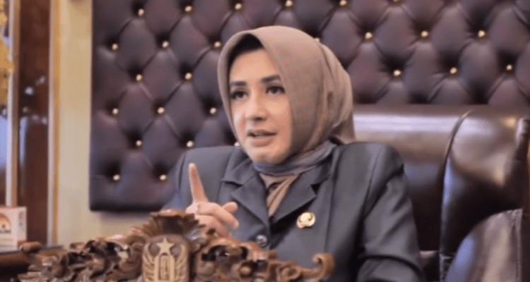 Bupati Pekalongan Fadia Arafiq