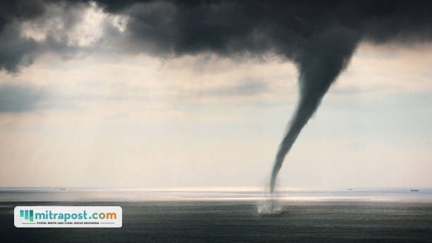 Ilustrasi angin puting beliung / istock