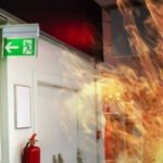 Terjadi Kebakaran Ruko Konfeksi di Tambora Jakbar, 5 Petugas dan 2 Warga Terluka