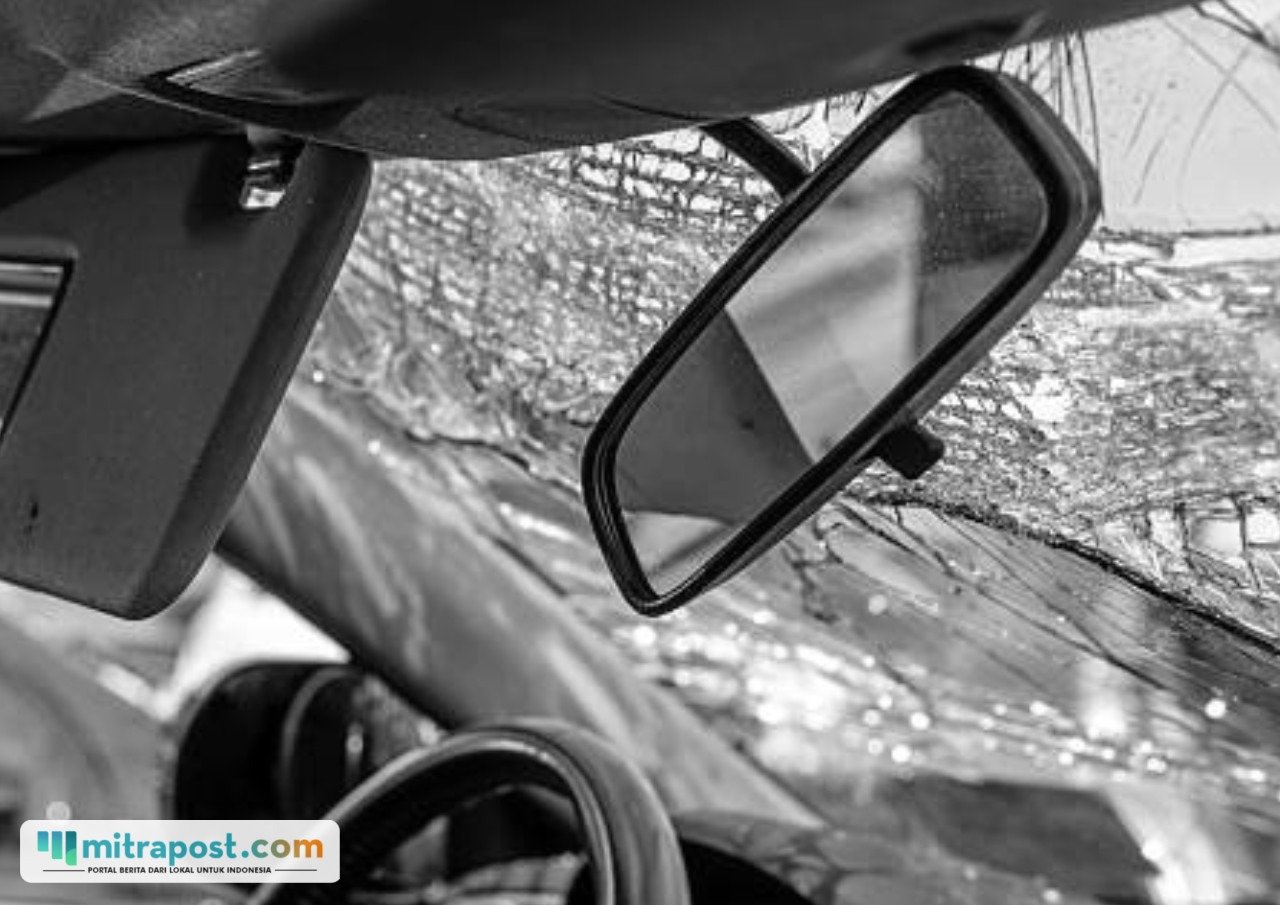 Fortuner Seruduk 2 Mobil dan 4 Motor di PIK, 2 Orang Tewas