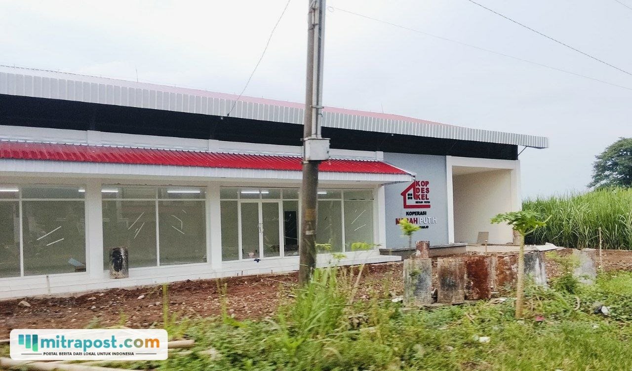 Foto : Bangunan Kopdes Merah Putih di Desa Sukoharjo Kecamatan Margorejo, belum lama ini. (Sumber. Mitrapost.com/ Ilham)