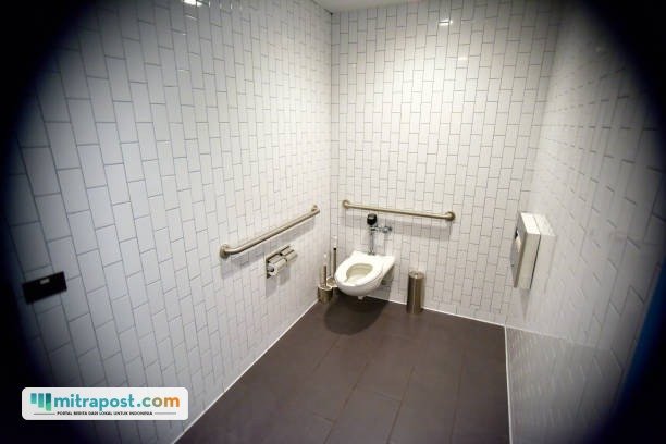 Ilustrasi tkp di toilet/istock