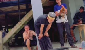 Viral Dukun di Sinjai Buat Mantra Tak Senonoh, Ritualnya Mirip Salat/tangkap layar