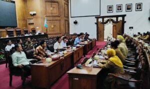 Foto : Audiensi Paguyuban Kepala SD dan SMP di Pati. (Sumber. Mitrapost.com/ Ilham)