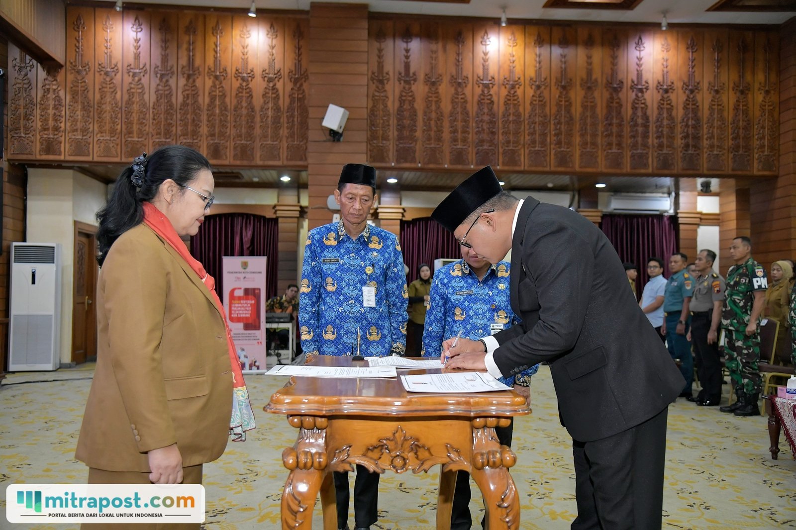 Walkot Semarang Agustina lantik Handi Jadi Sekda Baru/semarangkota
