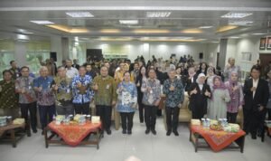 Pelantikan Pengurus dan Seminar Nasional Ikatan Sarjana Ekonomi Indonesia (ISEI) Cabang Semarang / semarangkota