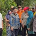 Wali Kota Semarang, Agustina Wilujeng Pramestuti kunjungi lokasi longsor / Instagram @agustinawilujengp Longsor di Sukorejo