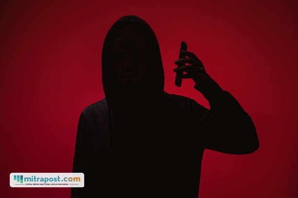 Ilustrasi pelaku penipuan online/istock