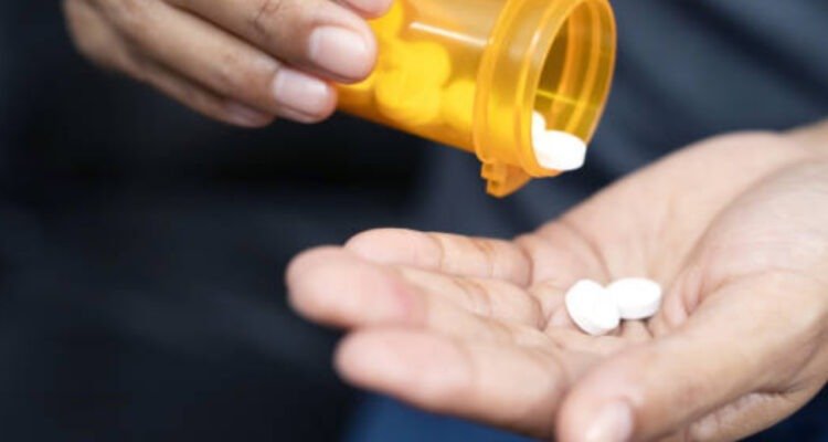 Terungkap Praktik Penjualan Obat Terlarang di Sawangan Depok, 2 Orang Diamankan