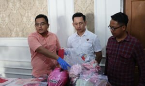 Mahasiswa di Pati Nekat Panjat Pagar Kamar Kos, iPhone 15 Raib Dibawa Kabur