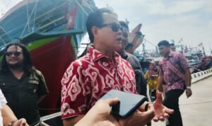 Foto : Anggota Komisi IV DPR RI, Rohmin Dahuri. (Sumber. Mitrapost.com/ Ilham)