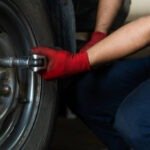 Ilustrasi pencuri ban truk/istock