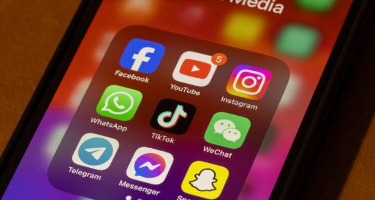 Foto: Ilustrasi media sosial (Sumber: istock)