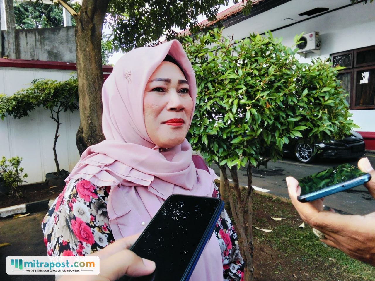 Foto : Anggota DPRD Kabupaten Pati, Warsiti. (Sumber. Mitrapost.com/ Ilham)