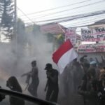 Foto : Aksi Massa AMPB Bakar Ban di depan Kantor Kejari Pati. (Sumber. Mitrapost.com/ Ilham)