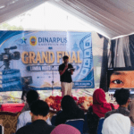 Foto : Peserta Lomba Video Konten Literasi sedang memberikan keterangan kepada para Juri di Halaman Dinarpus Kabupaten Pati, Selasa (28/07/2026). (Sumber. Mitrapost.com/ Ilham)