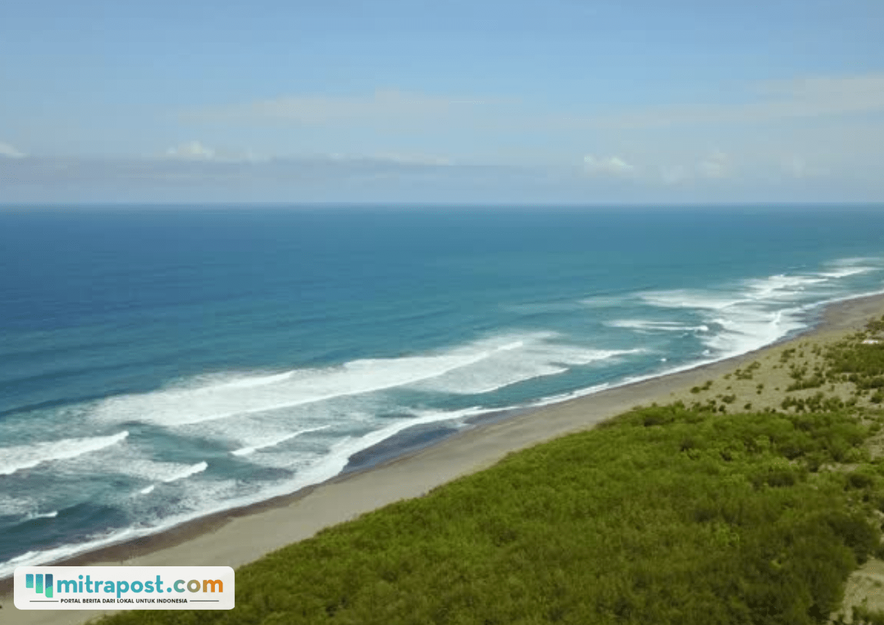 Seorang Wanita Nekat ke Tengah Laut Pantai Parangtritis, Diduga Depresi