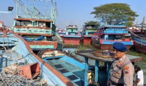 Tim Terpadu Maritim Juwana melakukan pendataan /humas Polresta Pati Tim Terpadu Maritim Juwana melakukan pendataan /humas Polresta Pati