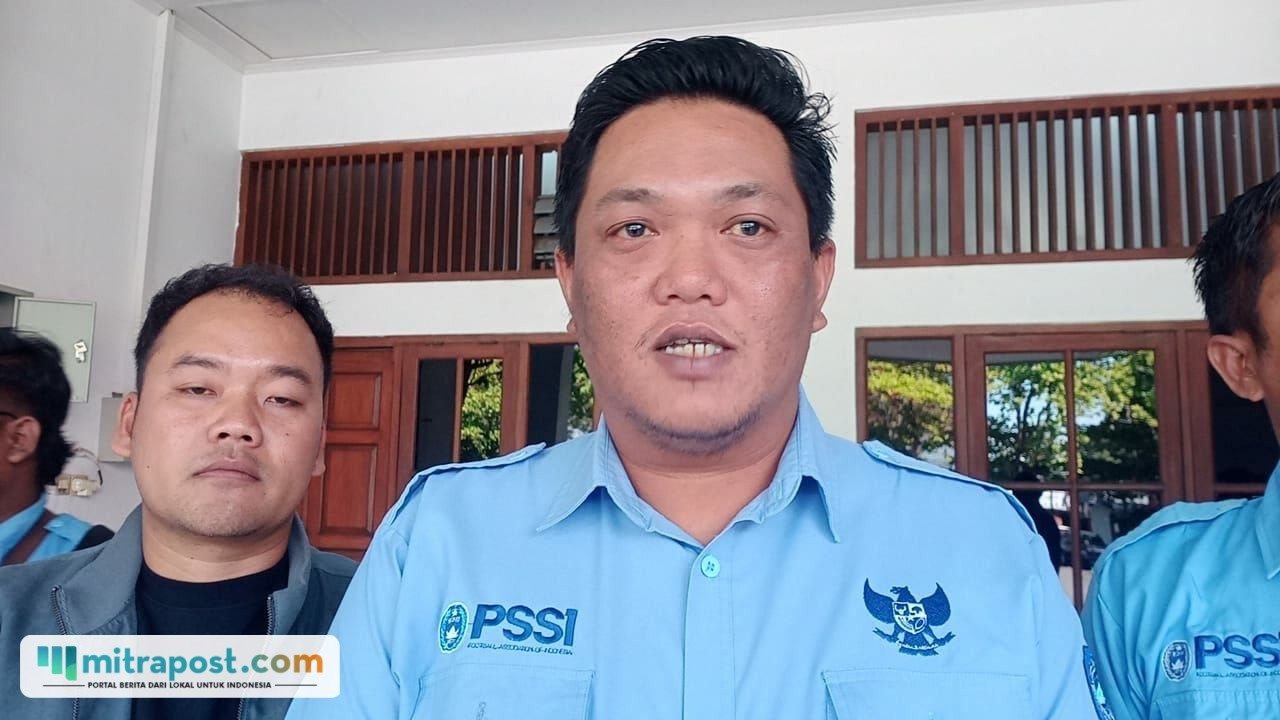 Foto : Ketua Askab PSSI Pati, Dian Dwi Budianto. (Sumber. Mitrapost.com/ Ilham)