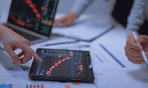saham-trading Pasar Saham Diperkirakan Bullish Moderat Esok Hari, Apakah Potensial untuk Trading?