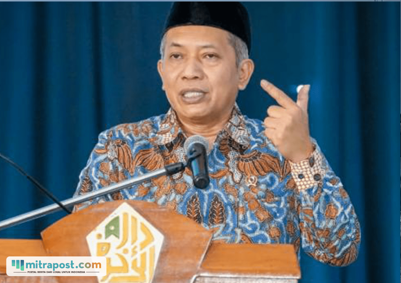 Menteri Koperasi (Menkop) Ferry Juliantono /kemenkop