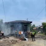 Foto : Kebakaran gudang UPT DPUTR di Kecamatan Tayu, Pati. (Dok. Polsek Tayu)
