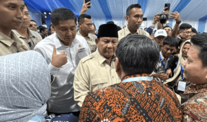 Foto : Plt Bupati Pati saat bertemu dengan Presiden Republik Indonesia Prabowo Subianto di Perumahan Puri Delta City Side, Kabupaten Batang, Jawa Tengah, Kamis (30/7/2026) kemarin. (Dok. Humas Pemkab Pati)