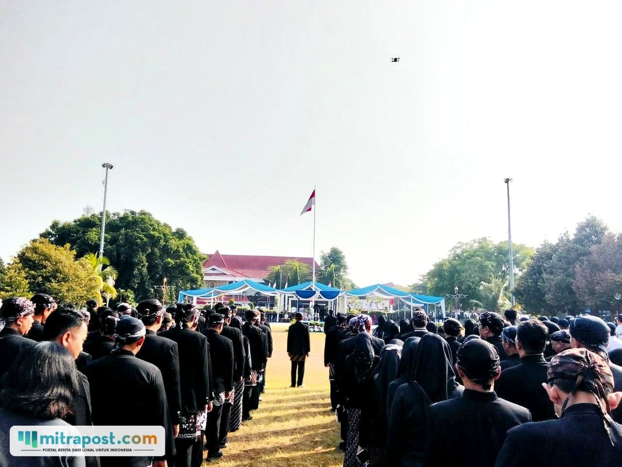 Foto : Upacara Hari Jadi Pati ke 703 Tahun di Alun-alun Simpang Lima Pati. (Sumber. Mitrapost.com/ Ilham)