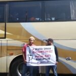 Foto : Rombongan AMJB ikut demo ke Jakarta besok 27 Agustus. (Sumber. Mitrapost.com/ Ilham) Foto : Rombongan AMJB ikut demo ke Jakarta besok 27 Agustus. (Sumber. Mitrapost.com/ Ilham)