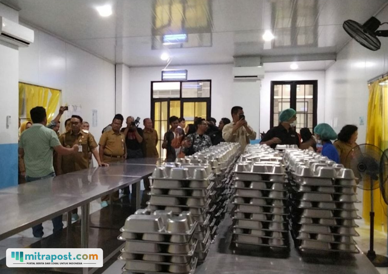 Foto : Pemkab Pati melakukan sidak dapur SPPG di wilayah perkotaan. (Sumber. Mitrapost.com/ Ilham)