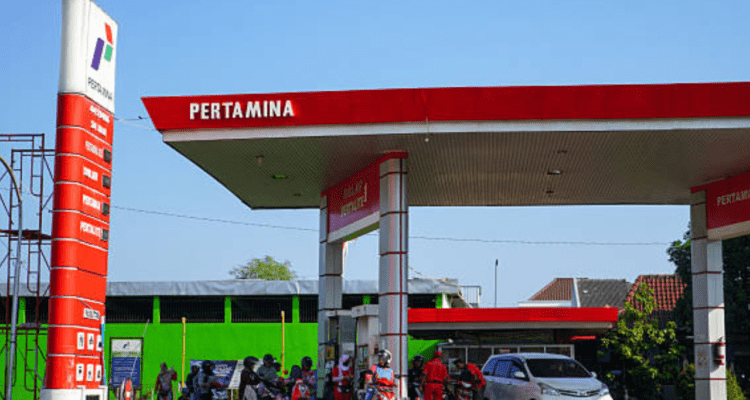 Ilustrasi SPBU Kota Padang Blokir 5.000 Nomor Polisi Kendaraan yang Terindikasi Beli BBM Subsidi Berulang