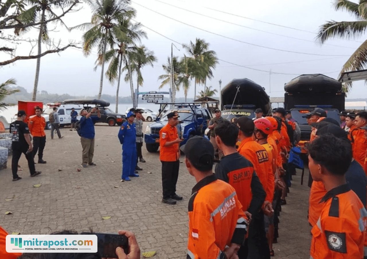 Jejak 5 Wartawan dan 3 Petugas Kapal yang Hilang saat Erupsi Anak Krakatau Belum Ditemukan Jejak 5 Wartawan dan 3 Petugas Kapal yang Hilang saat Erupsi Anak Krakatau Belum Ditemukan