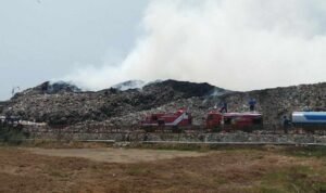 Foto : TPS Plosojenar Jakenan Pati Terbakar. (Sumber. Mitrapost.com/ Ilham)
