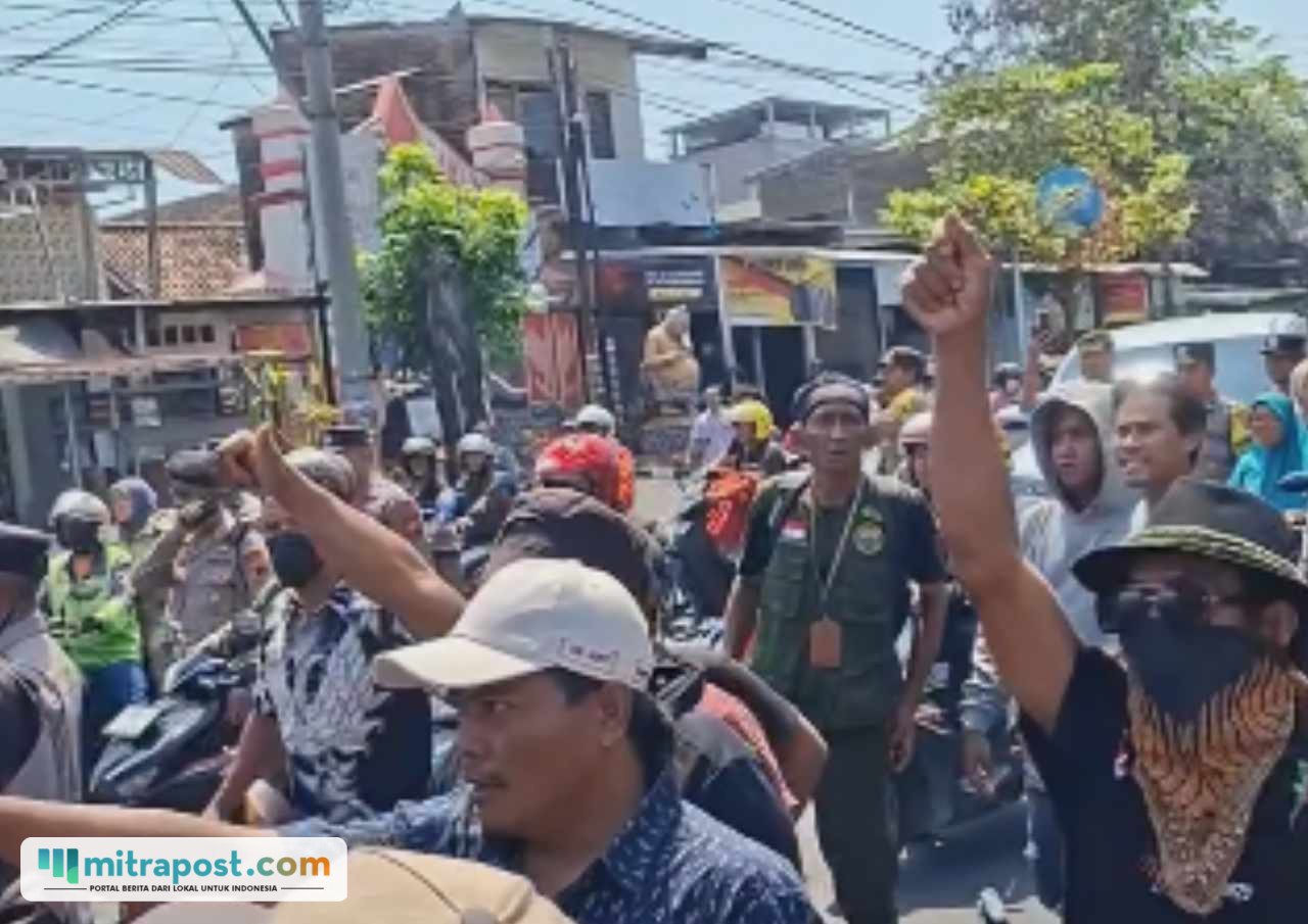 Bentrok Nyaris Terjadi Antara Massa Pendukung Sudewo dan Pati Ora Sepele/tangkap layar