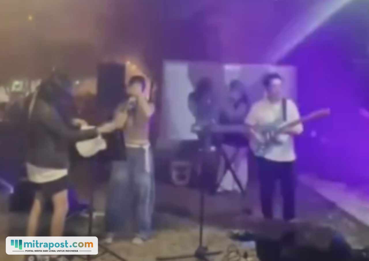Vokalis Band Alami Pelecehan Seksual Saat Manggung untuk Galang Dana Korban Karhutla/tangkap layar
