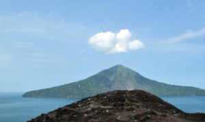 krakatau 5 Jurnalis Dilaporkan Hilang Kontak Saat Liputan Aktivitas Gunung Anak Krakatau