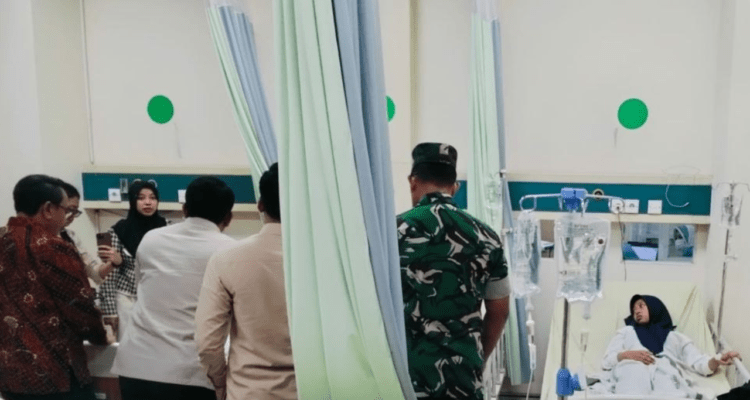 pati Foto : Siswa masih dilakukan perawatan di RS KSH Pati. (Sumber. Mitrapost.com/ Ilham)