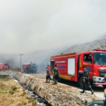 Foto : Truk Damkar di TPS Plosojenar Jakenan Pati. (Sumber. Mitrapost.com/ Ilham)