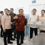 pati-keracunan-mbg Foto : Rombongan Plt Bupati Pati, Risma Ardhi Chandra mengunjungi dapur SPPG Gembong I. (Dok. Humas Pemkab Pati)