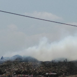 Foto : TPS Plosojenar Kecamatan Jakenan Pati terbakar. (Sumber. Mitrapost.com/ Ilham)