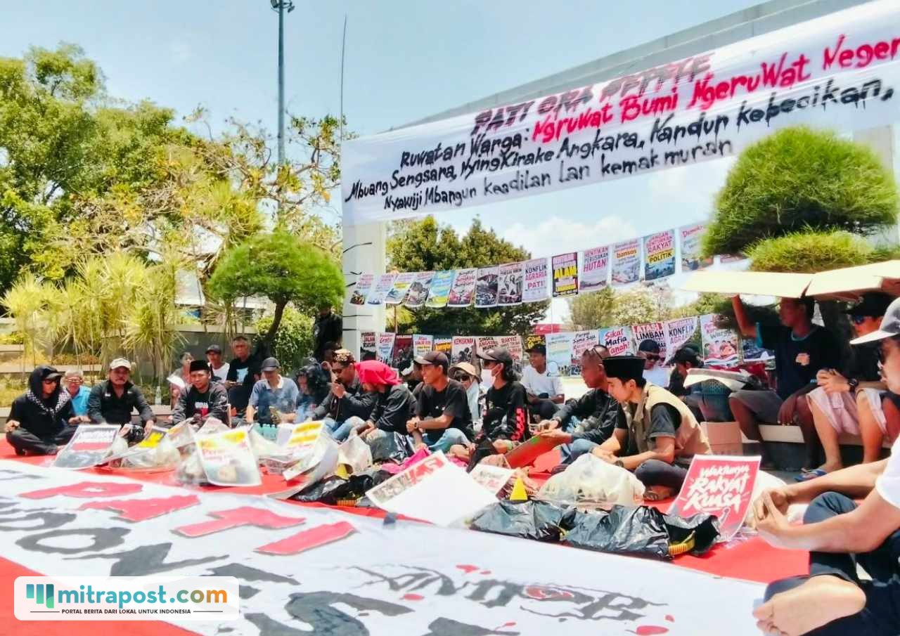 Foto : POS gelar ruwatan di Alun-alun Simpang Lima Pati. (Sumber. Mitrapost.com/ Ilham)