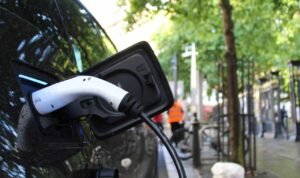 RI Siapkan Roadmap untuk Elektrifikasi Kendaraan, 170 Juta Mobil dan Motor Bensin Akan Diganti Listrik
