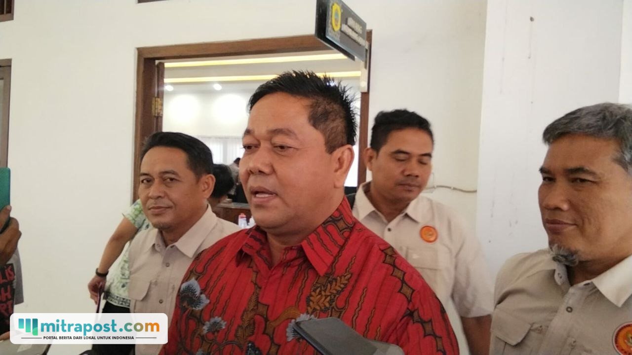 Foto : Ketua DPRD Kabupaten Pati, Ali Badruddin. (Sumber. Mitrapost.com/ Ilham)