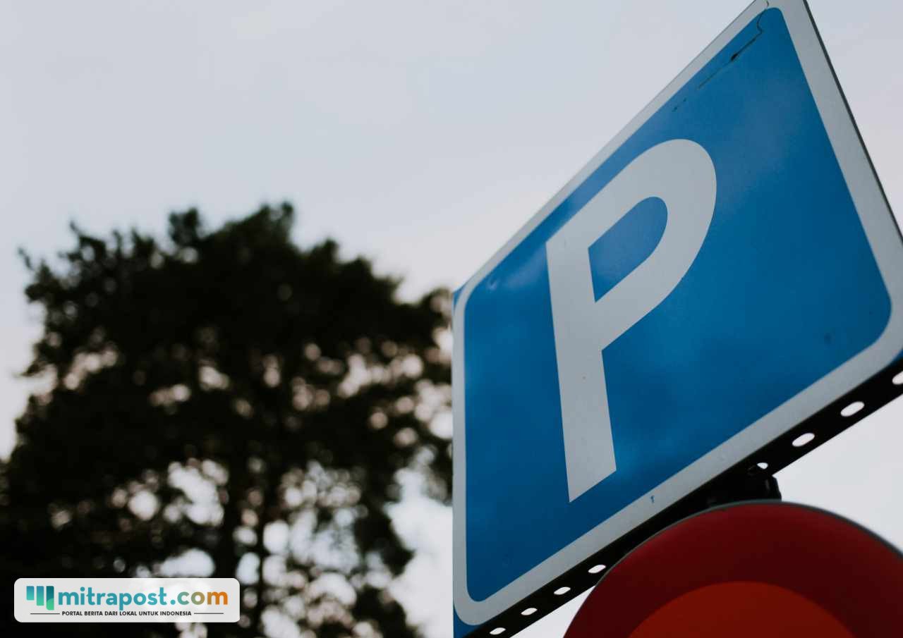 Ilustrasi tempat parkir/unsplash Tarif Parkir