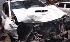 Foto : Kondisi mobil pick up grand max di Satlantas Polresta Pati. (Sumber. Mitrapost.com/ Ilham)