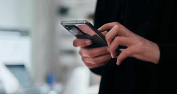 Terungkap Praktik Jual Beli Kartu SIM Teregistrasi untuk Promosi Judol